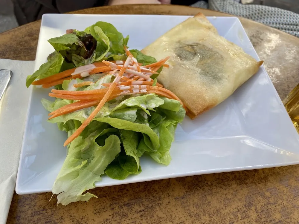 Croustillant de Chèvre Basilic Et Miel